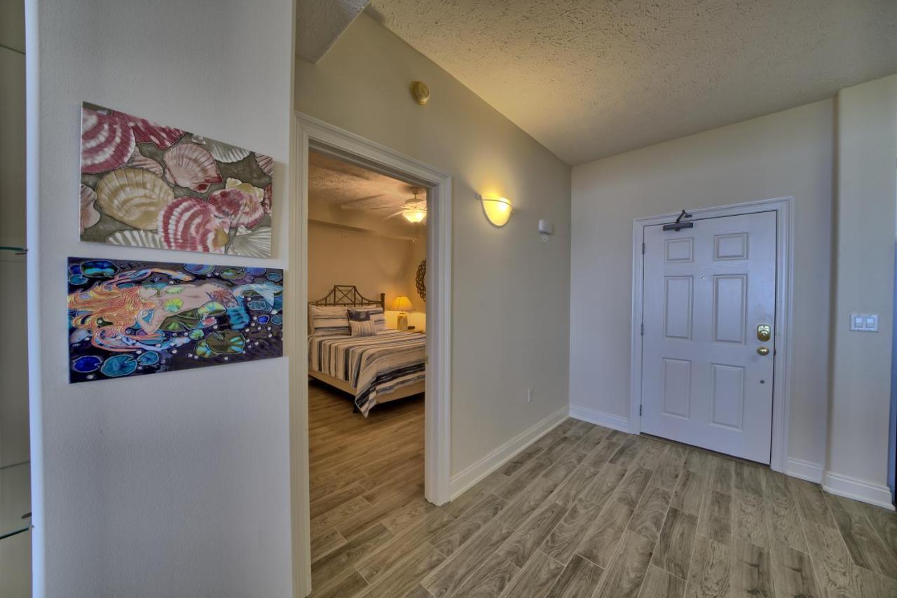 Marvelous With Beachside Pool And Free Poolside Wifi - Unit 0902 Apartment *