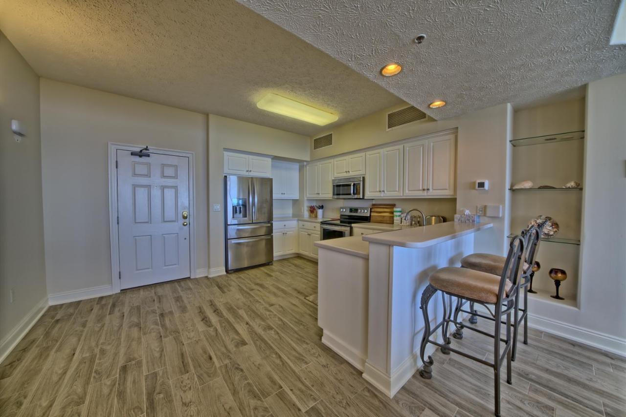 Marvelous With Beachside Pool And Free Poolside Wifi - Unit 0902 *